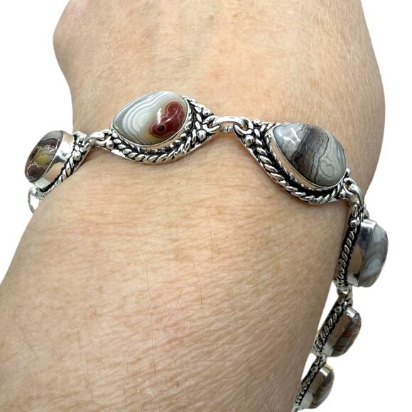 Laguna Lace Agate Bracelet Set in Silvertone Metal Toggle Clasp Handmade Artisan - Picture 3 of 6
